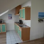 Apartmentanlage-villa-granitz In غورين